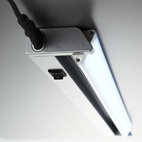 B.K.LICHT Réglette LED Orientable 230V 9W éclairage Plan De Travail Cuisine Atelier Armoire Placard 5 B.K.LICHT Réglette LED Orientable 230V 9W éclairage Plan De Travail Cuisine Atelier Armoire Placard – Image 5