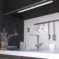 Réglette LED 5,5W 380lm 6000K Avec Interrupteur Sans Contact CALYPSO LUXFORM 7 Réglette LED 5,5W 380lm 6000K Avec Interrupteur Sans Contact CALYPSO LUXFORM -Promos Réglette & réglette LED Boutique 35822413 3