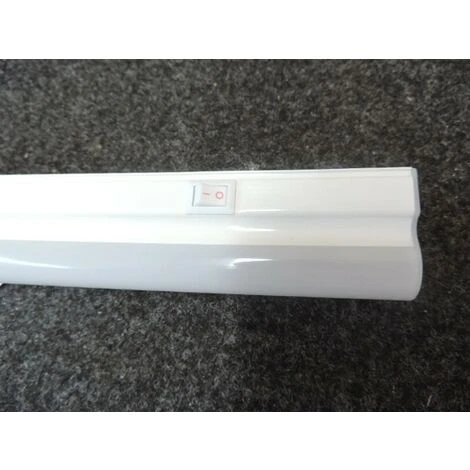 Réglette LED Blanche 8W 4000K 800lm Avec Inter 573x28x36mm 230V IP20 Linear OSRAM LEDVANCE 106130 1 Réglette LED Blanche 8W 4000K 800lm Avec Inter 573x28x36mm 230V IP20 Linear OSRAM LEDVANCE 106130