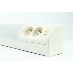 CALI Réglette Pour Cuisine EASY Avec Interrupteur+2 Prises - Polycarbonate Blanc - Inclus T5 13W 950Lm 4000K - IP20 CLII